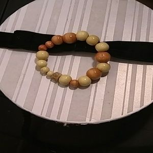 Beige and light brown braclet